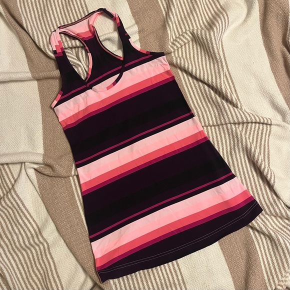 Lululemon Women’s Tank Top - Picture 4 of 4